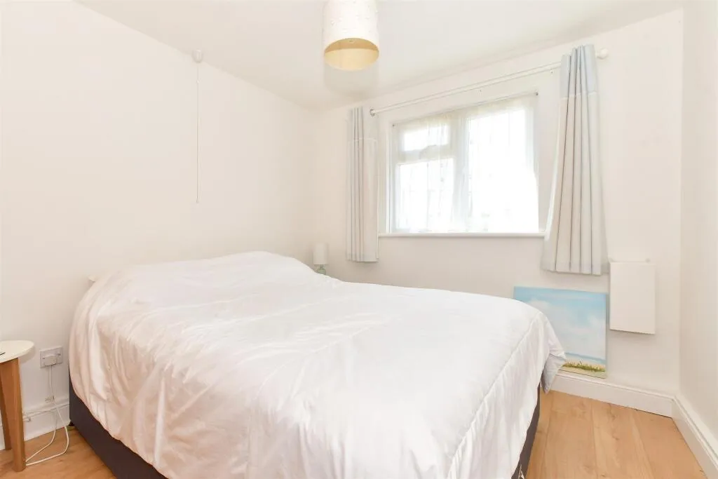 2 bed Detached Bungalow