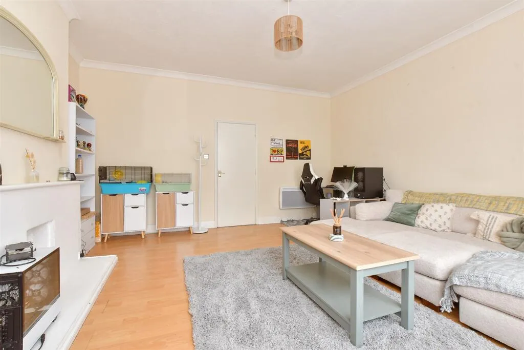 1 bed Apartment