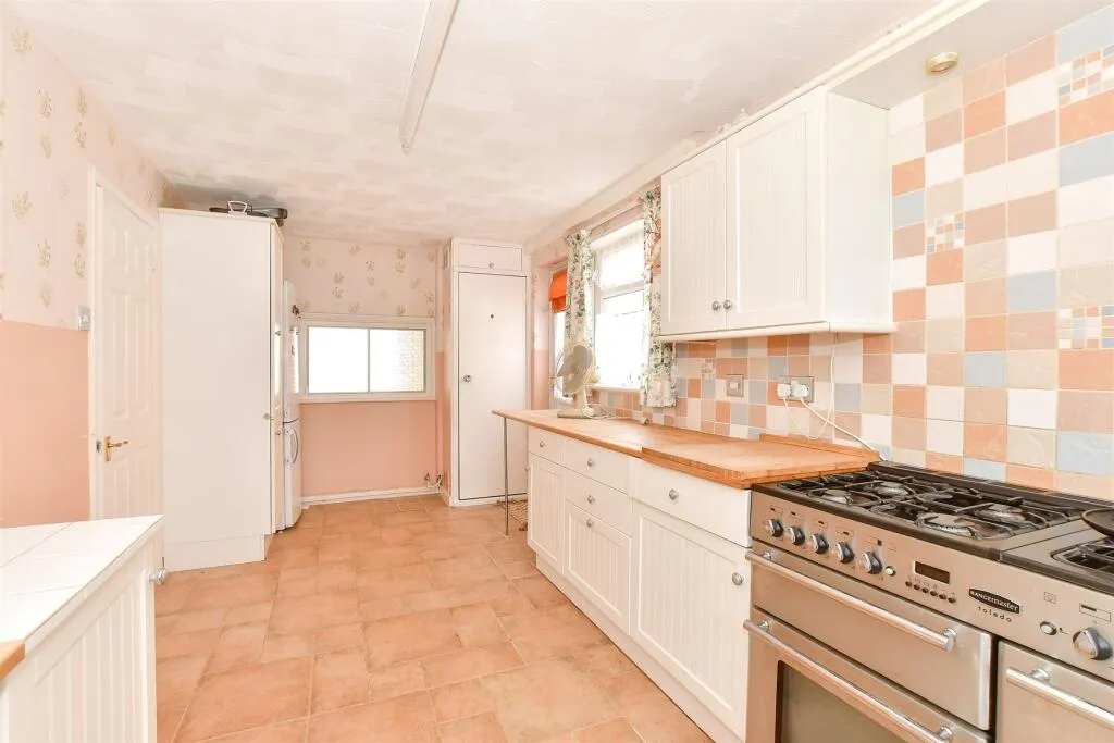 3 bed Semi-Detached