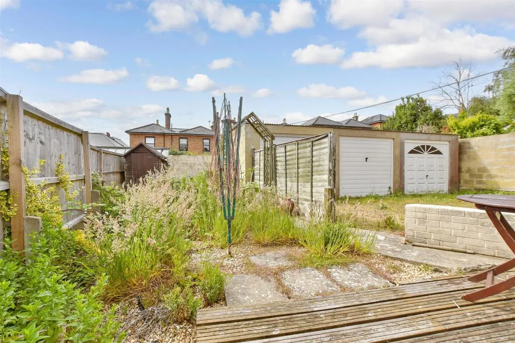 3 bed Semi-Detached