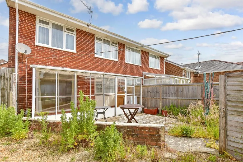 3 bed Semi-Detached