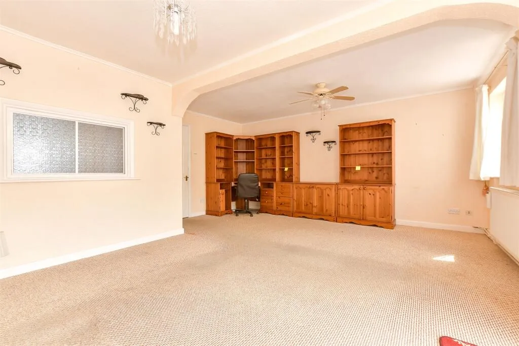 3 bed Semi-Detached
