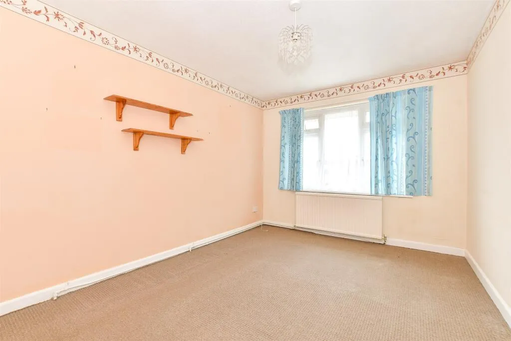 3 bed Semi-Detached