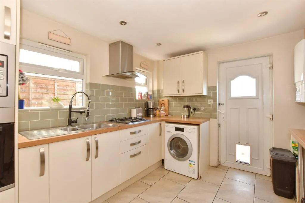 3 bed Terraced