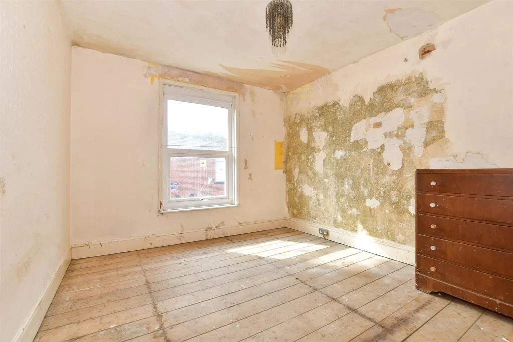 3 bed Terraced