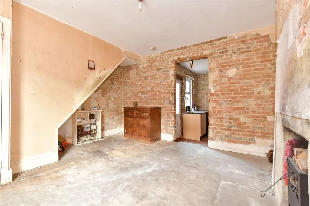 3 bed Terraced
