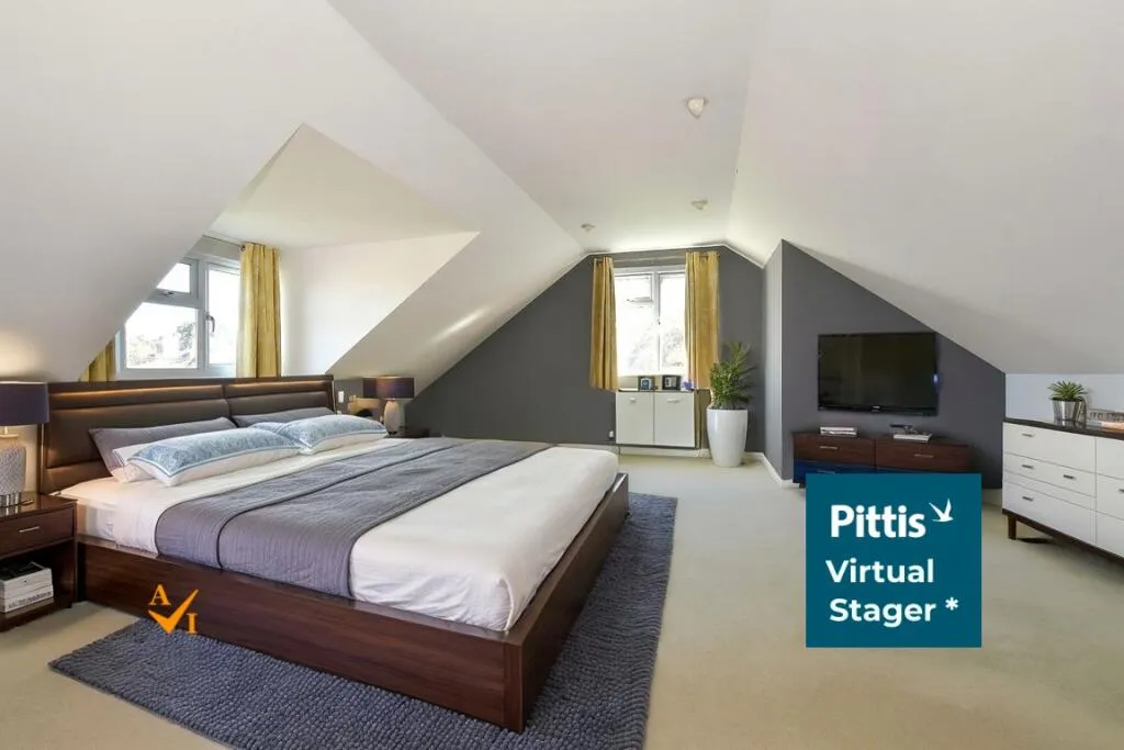 6 bed Detached