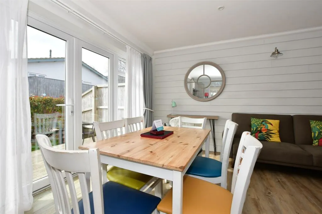 2 bed Park Home