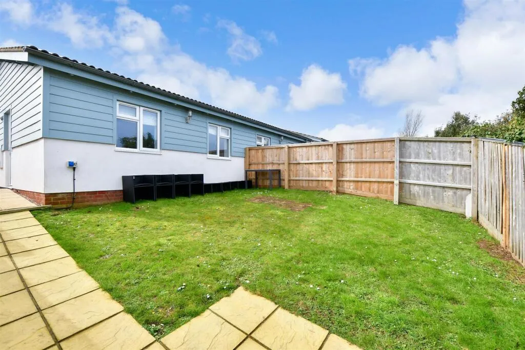 2 bed Park Home