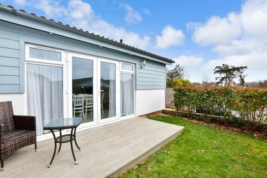 2 bed Park Home