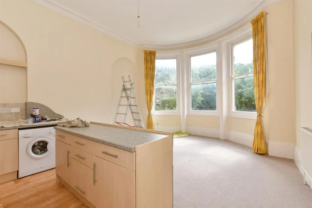 2 bed Apartment