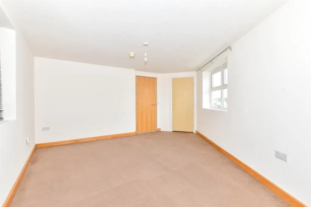2 bed Apartment