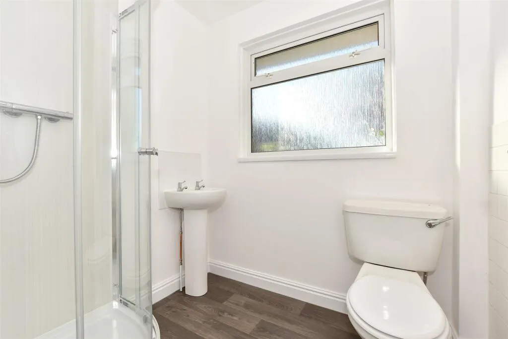2 bed Detached Bungalow