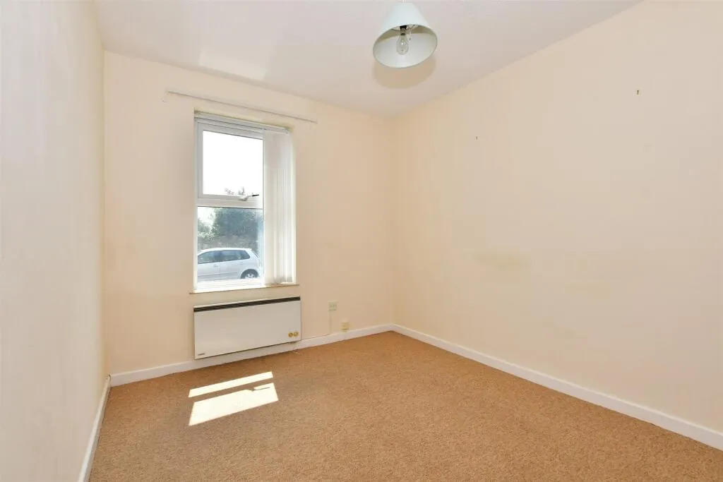 2 bed Maisonette