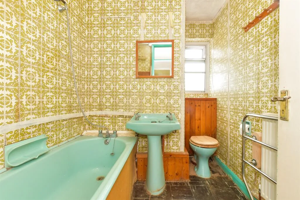 3 bed Detached Bungalow