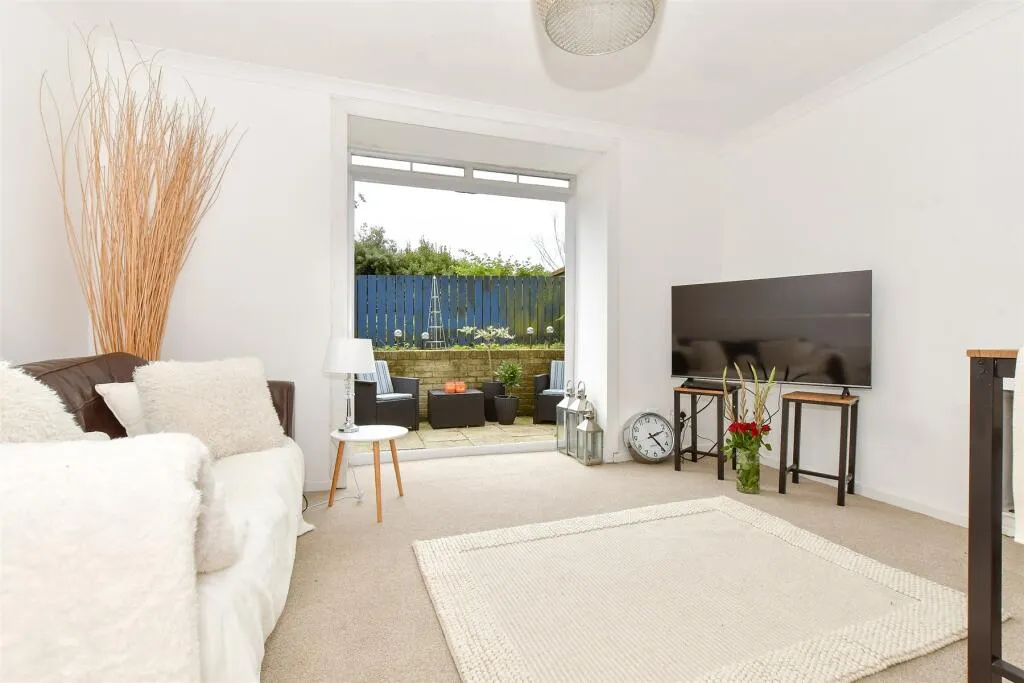 2 bed Apartment