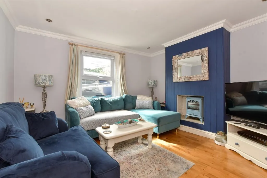 3 bed Semi-Detached