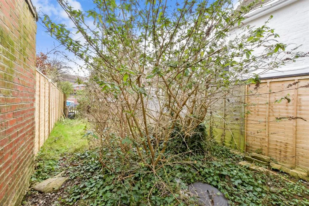 3 bed Terraced