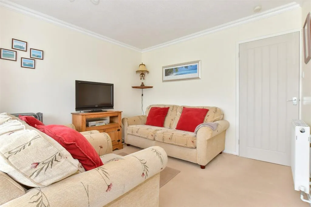 2 bed Semi-Detached Bungalow