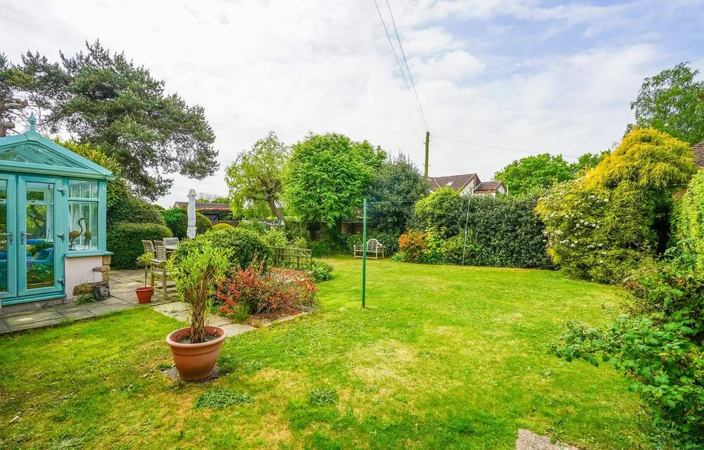 10 Hockley Lane, Wingerworth, Chesterfield S42 6QG