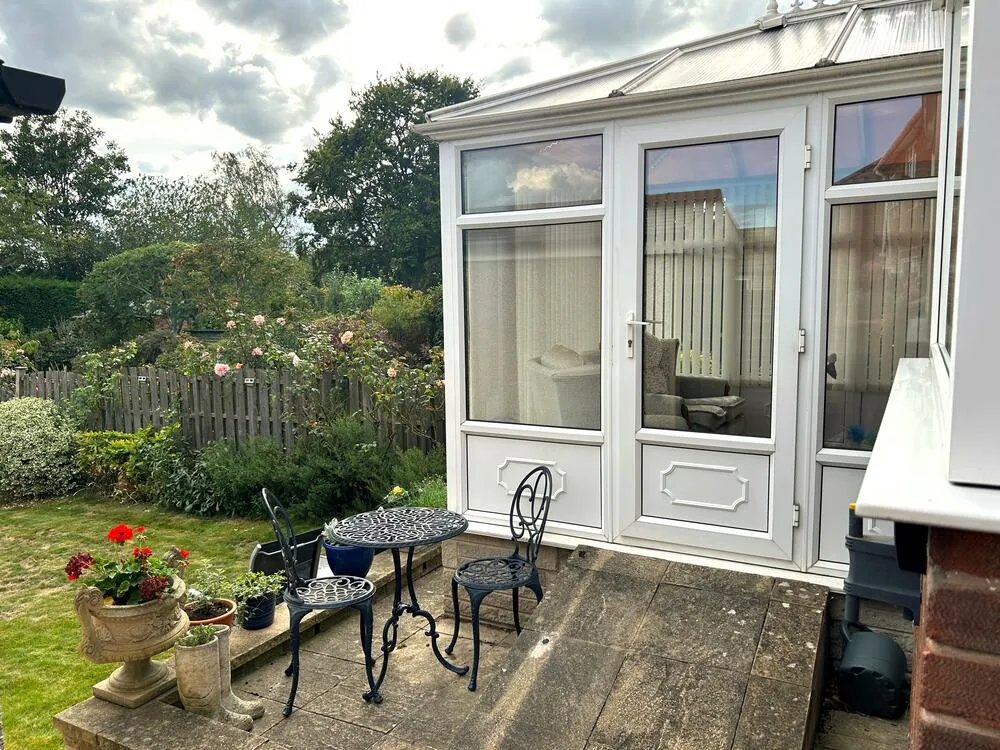 68 Holmesdale Road, Dronfield S18 2FB