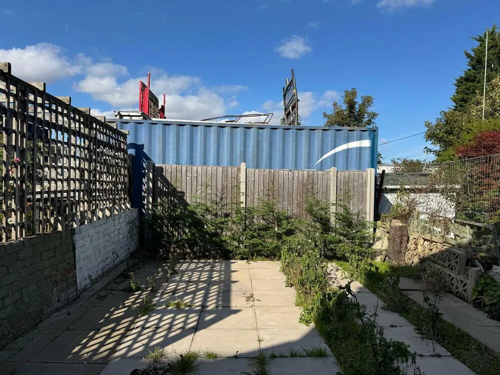 19 Woodhouse Road, Sheffield S12 2AY