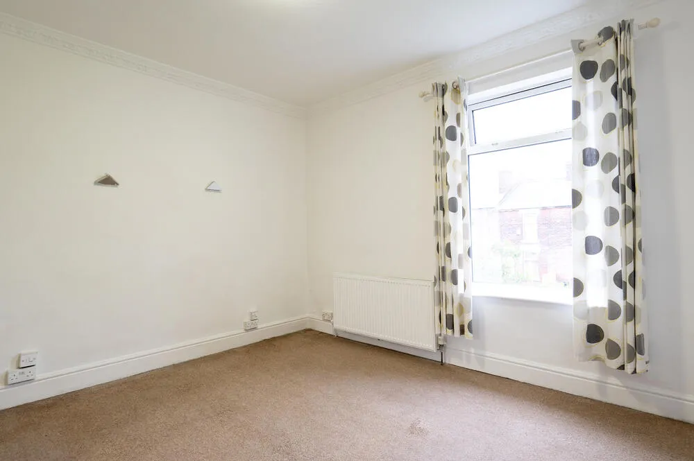 19 Woodhouse Road, Sheffield S12 2AY