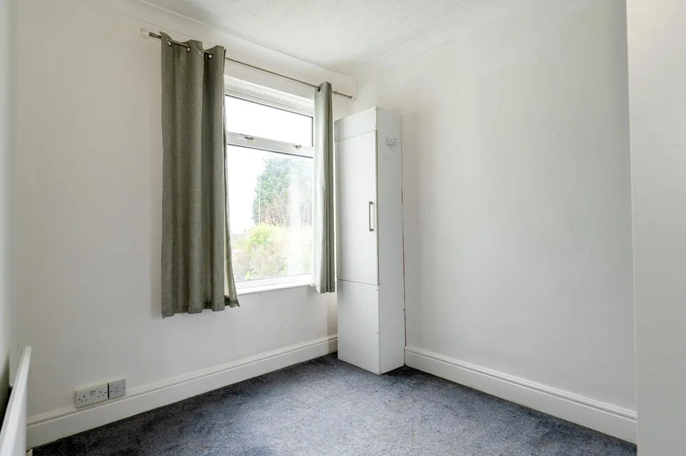 19 Woodhouse Road, Sheffield S12 2AY