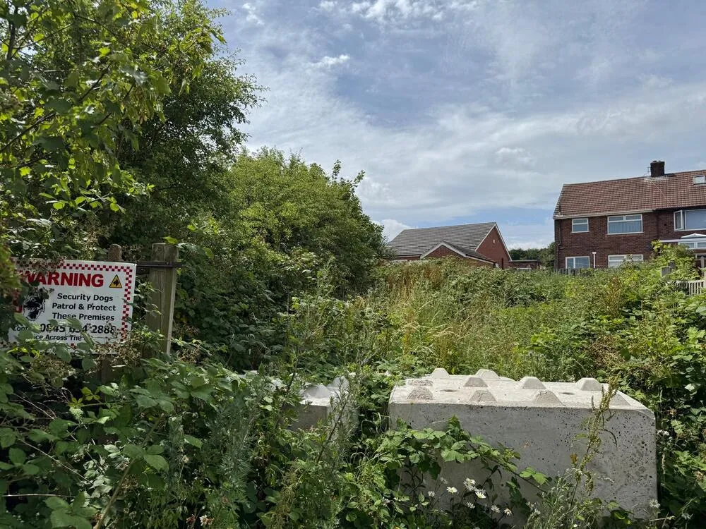 Land Adjacent to 28 Castleton Road, Inkersall, Chesterfield S43 3HU
