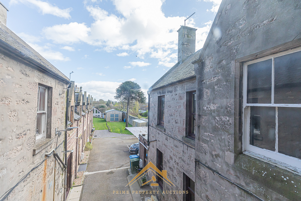 1 Moray Place, High Street, Nairn, IV12 4BZ