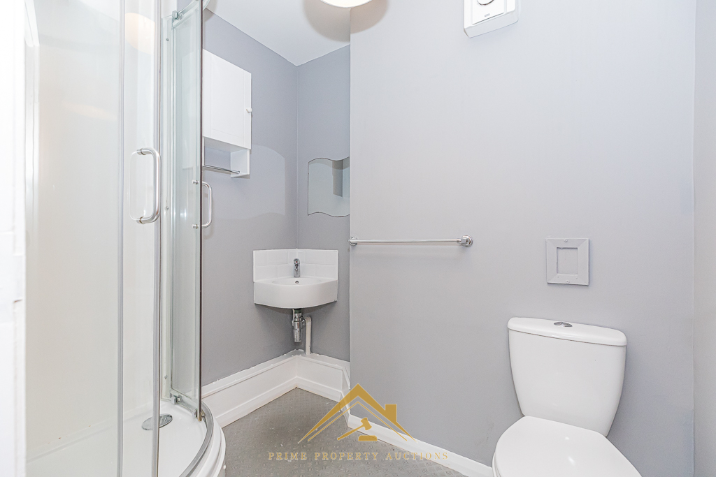 143 Headland Court. Aberdeen, AB10 7HW