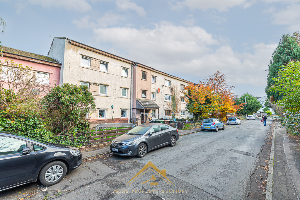 6/1 West Pilton Avenue, Edinburgh, EH4 4BY