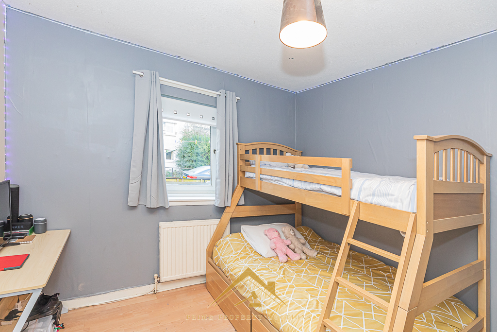 6/1 West Pilton Avenue, Edinburgh, EH4 4BY