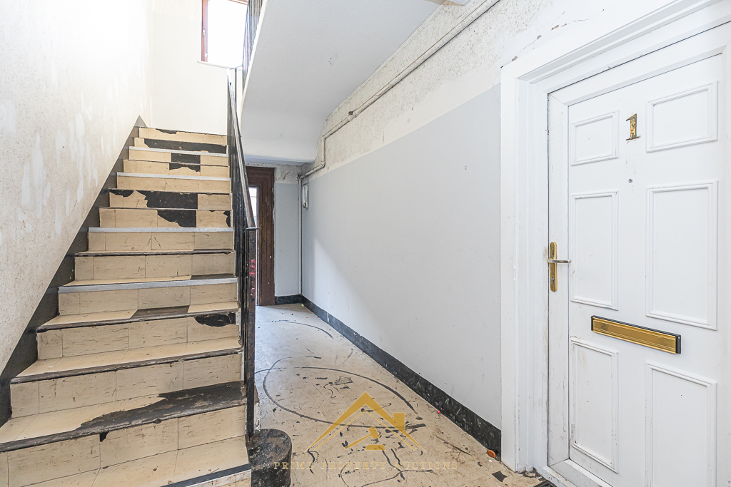 6/1 West Pilton Avenue, Edinburgh, EH4 4BY