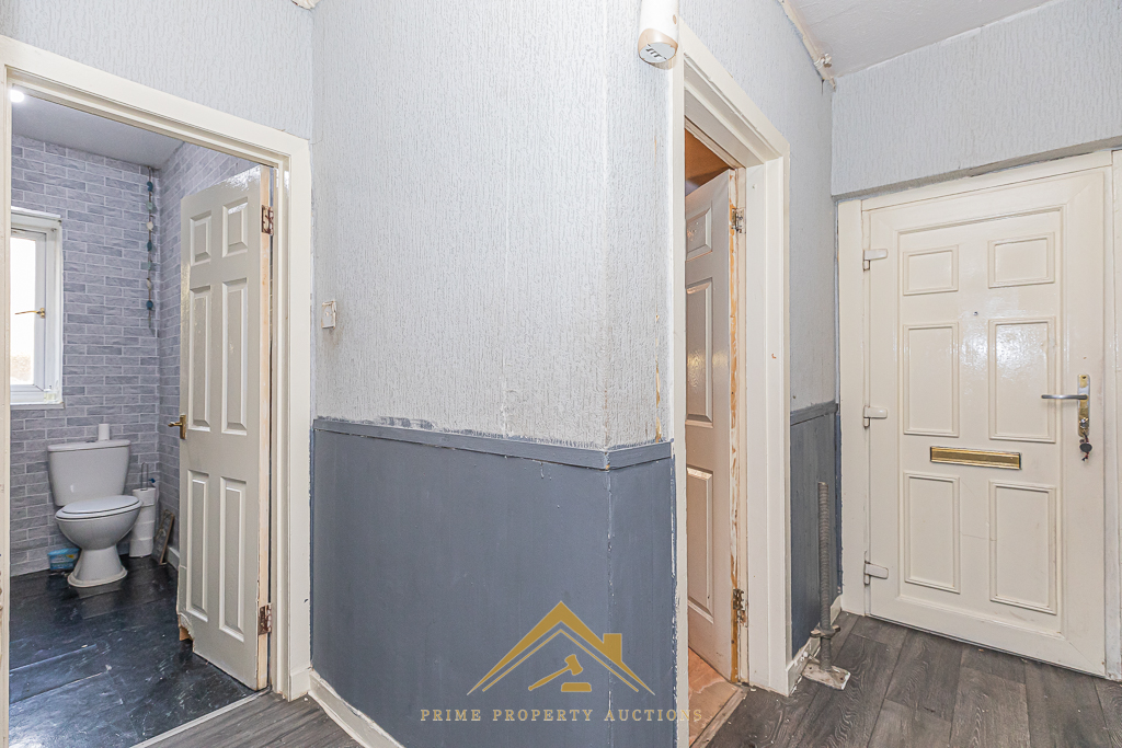 6/1 West Pilton Avenue, Edinburgh, EH4 4BY