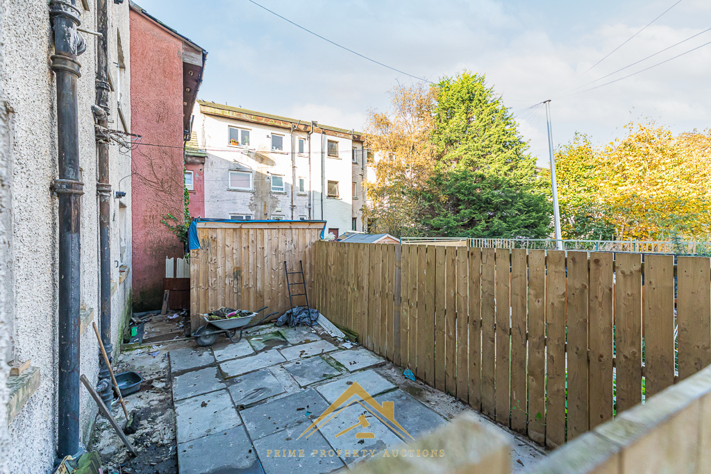 6/1 West Pilton Avenue, Edinburgh, EH4 4BY