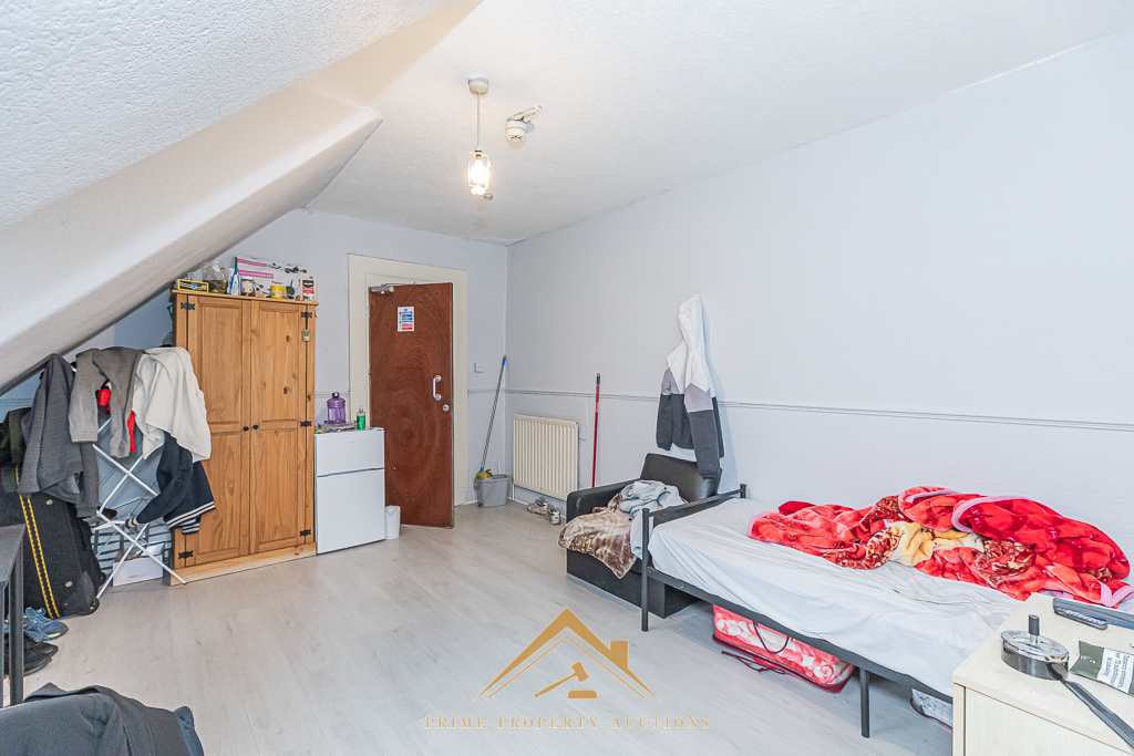 Rosshead House, Heather Avenue, Alexandria, G83 0TJ