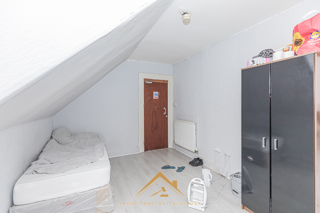 Rosshead House, Heather Avenue, Alexandria, G83 0TJ