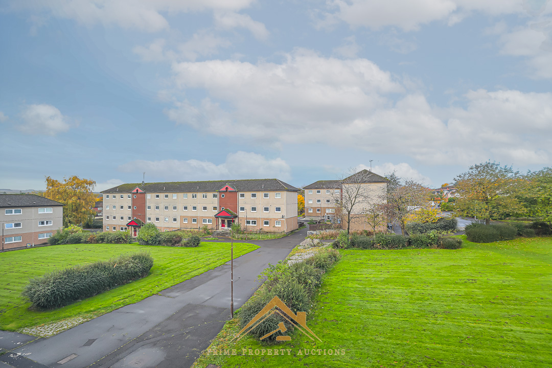60 Forth Drive, Livingston, EH54 5LT