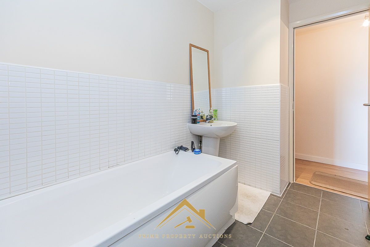 7/3 8 Cranston Street, Glasgow, G3 8GG