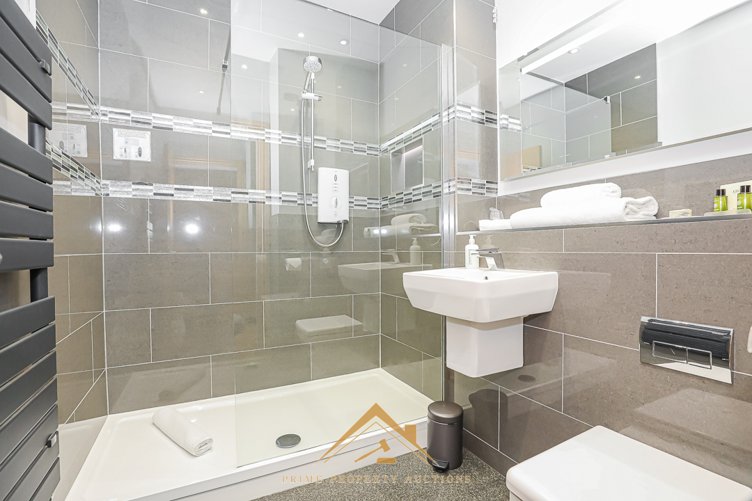 Croft Guest House, 6-8 Challoner Street, Cockermouth, CA13 9QS