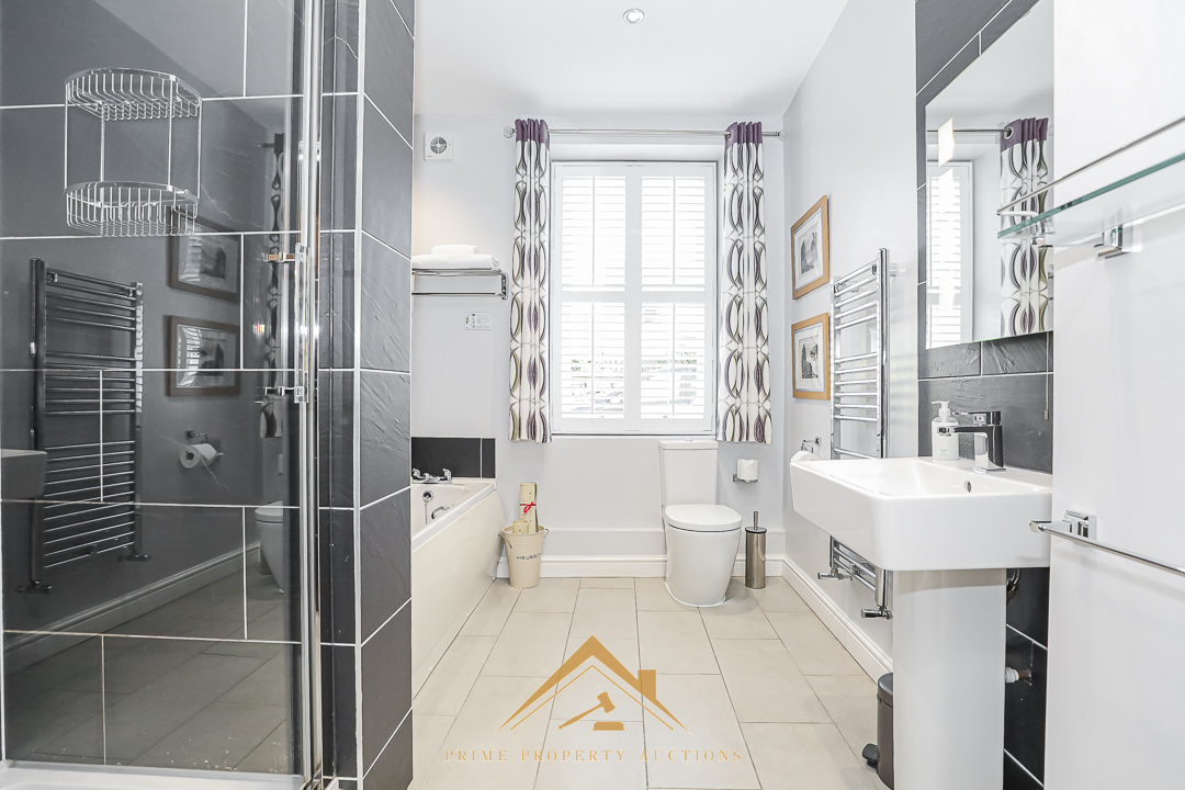 Croft Guest House, 6-8 Challoner Street, Cockermouth, CA13 9QS