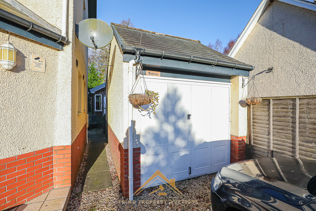 Oak Tree Cottage, Tullibardine , Auchterarder, PH3 1JU