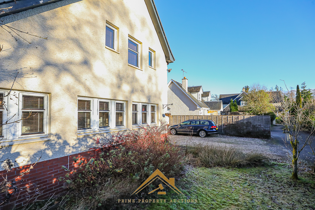 Oak Tree Cottage, Tullibardine , Auchterarder, PH3 1JU
