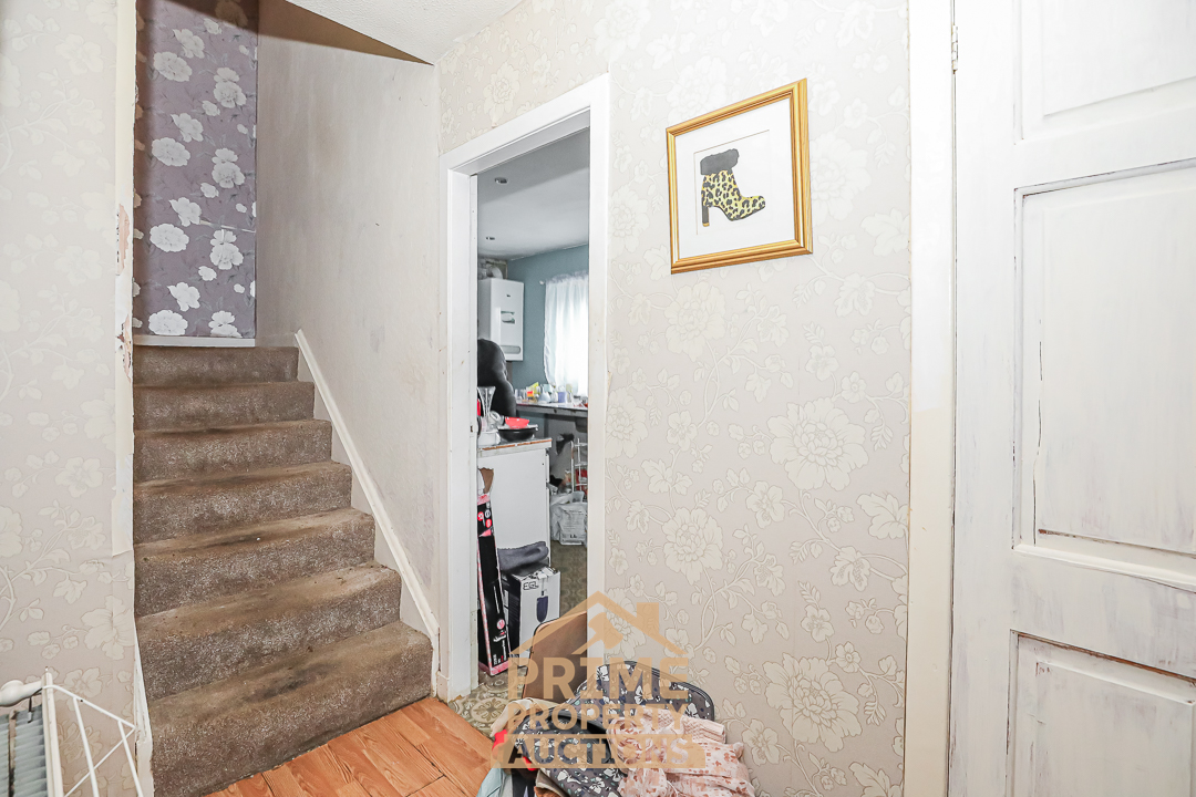 Flat 1/2 , 99 Neilston Road, Paisley, PA2 6ES
