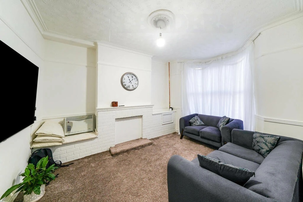 165 Rodney Street, Birkenhead, CH41 2RN