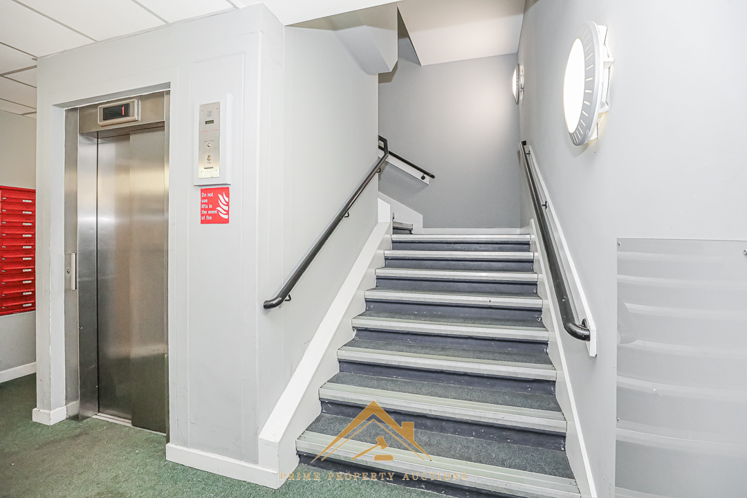 Flat 1/4, 136 Renfield Street, Glasgow, G2 3AU