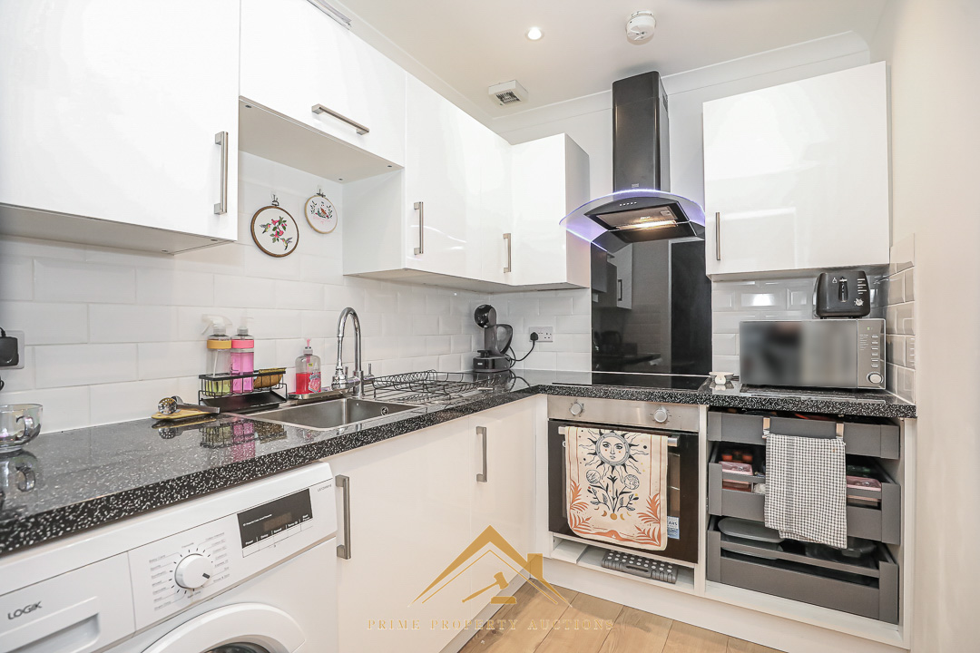 Flat 3/2, 170 Whitehill Street, Glasgow, G31 2LU