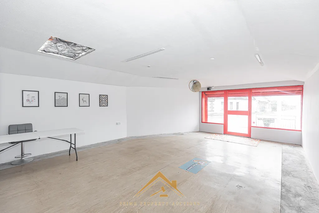 Tenanted Commercial Unit