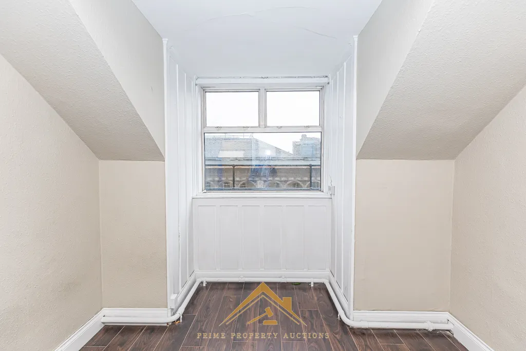 Attractive Commercial Opportunity 
